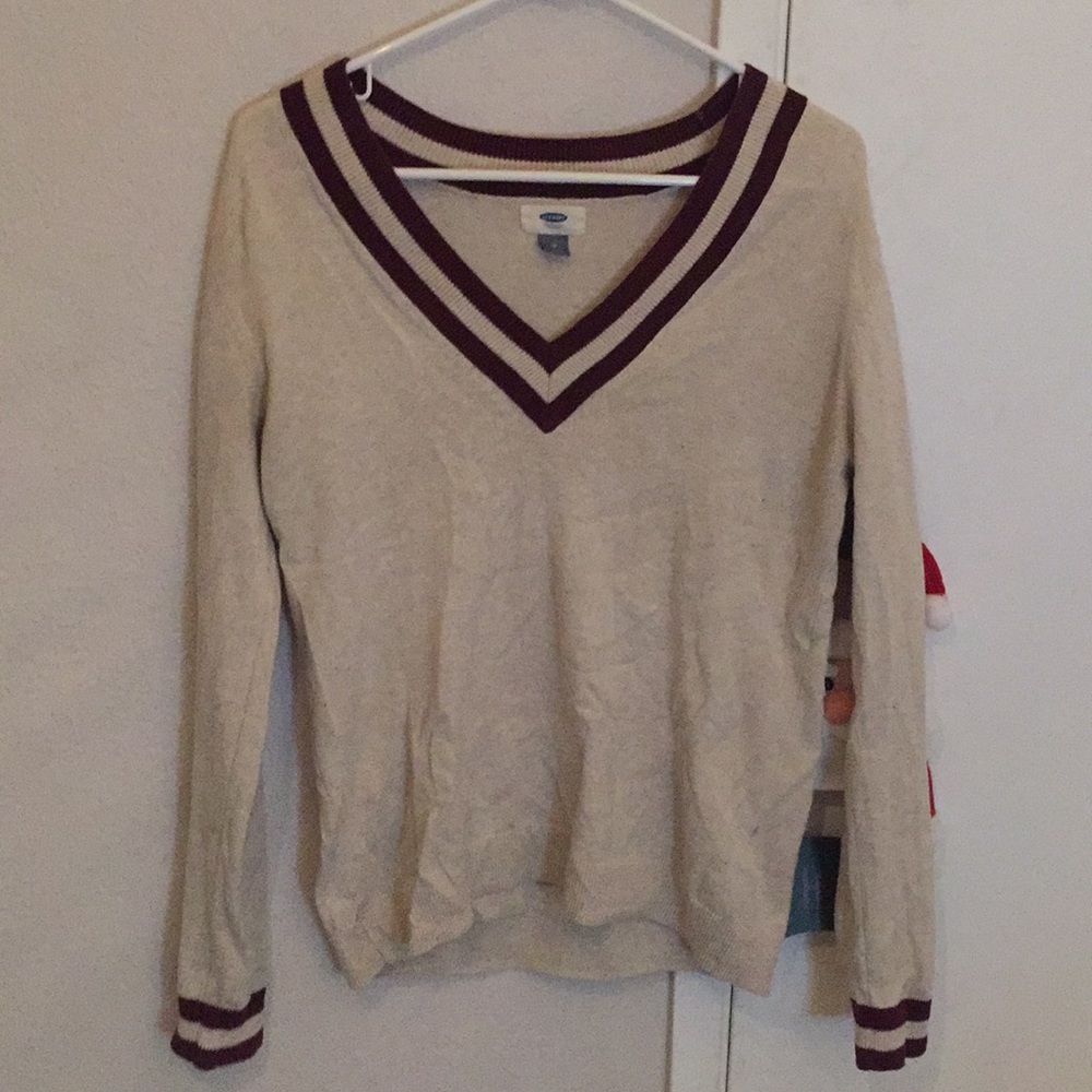 Designed V neck